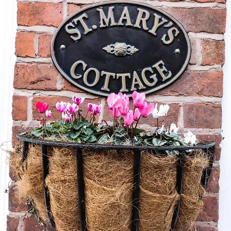 Holiday home St Mary's *